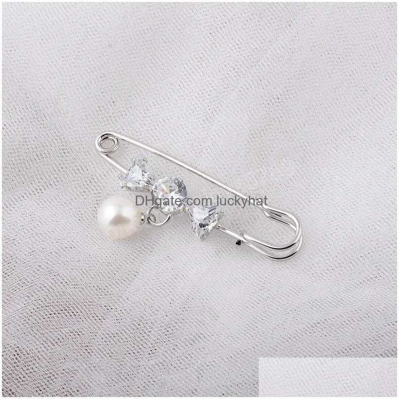 retro pearl brooches for womens clothing cardigan sweater blouse shawl clips shirt collar rhinestone badge buckle accessories