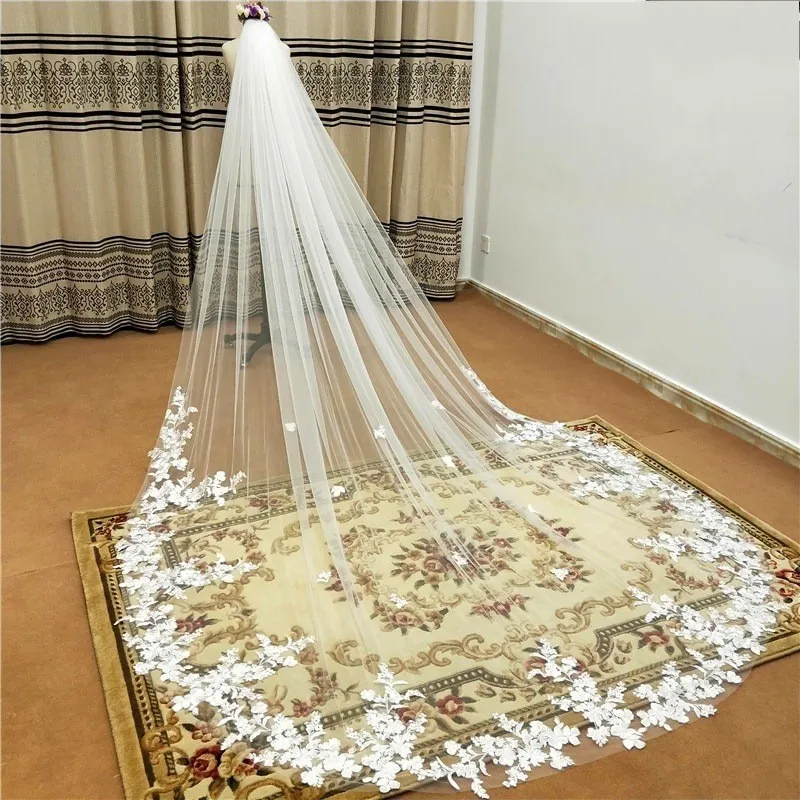  4m 5m One Layer Wedding Veil With Comb White Lace Edge Bridal Veils Ivory Appliqued Cathedral Wedding Veils Hair Accessories For Bride CL2363