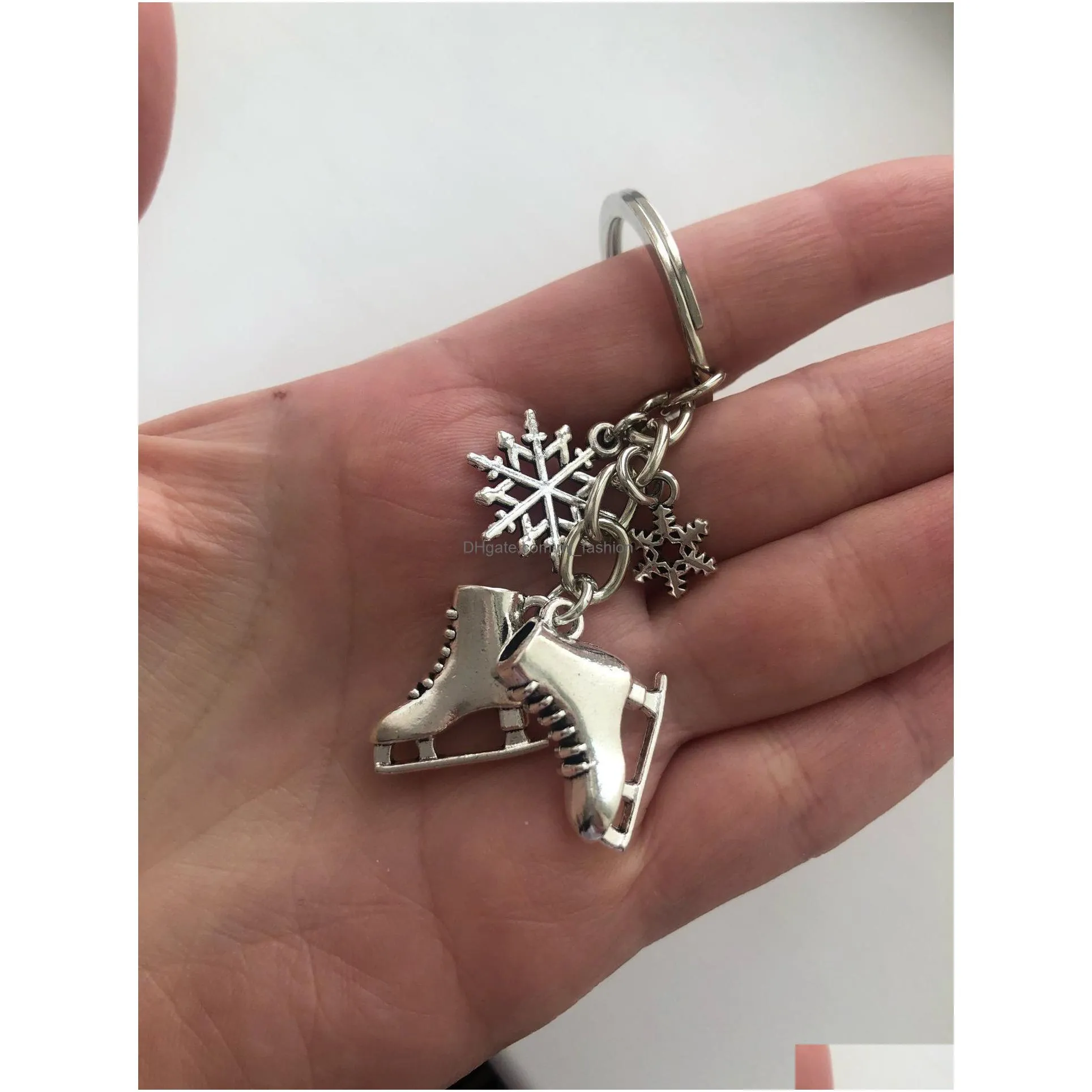 1pc silver color ice skates snowflake pendant key chain skating keychain jewelry for winter gift