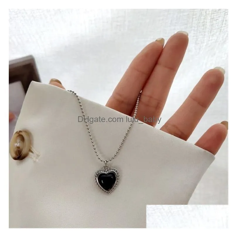 modern jewelry heart pendant necklaces 2021 design vintage temperament chain necklace for women gifts