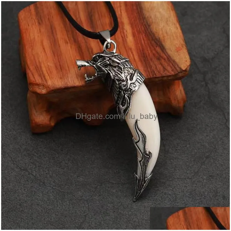 halloween gift wolf tooth mens pendant necklaces lucky jewelry classic wolfs head amulet punk leather rope fashion necklace