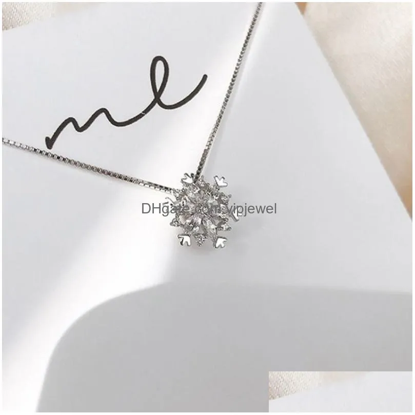 women girls snowflake shining crystal necklace rhinestone snow pendant necklaces year gift jewelry