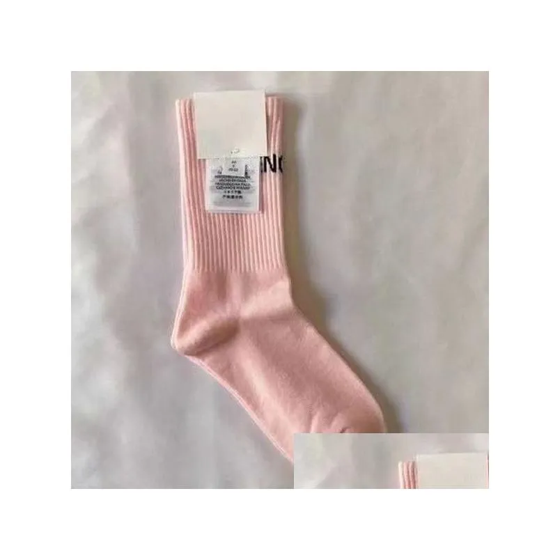 designer fashion stockings mens womens socks 100% cotton stockings high quality cute comfortable stockings letter pattern