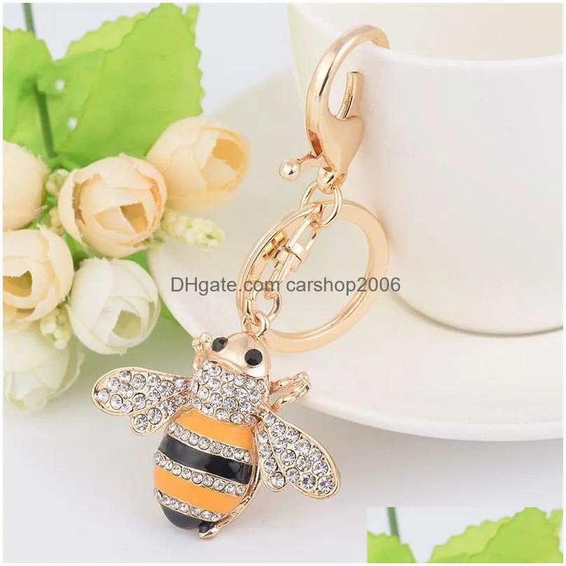 creative bee car key chain zinc alloy metal key ring christmas gift fashion rhinestones diamond personality keychain pendant dbc