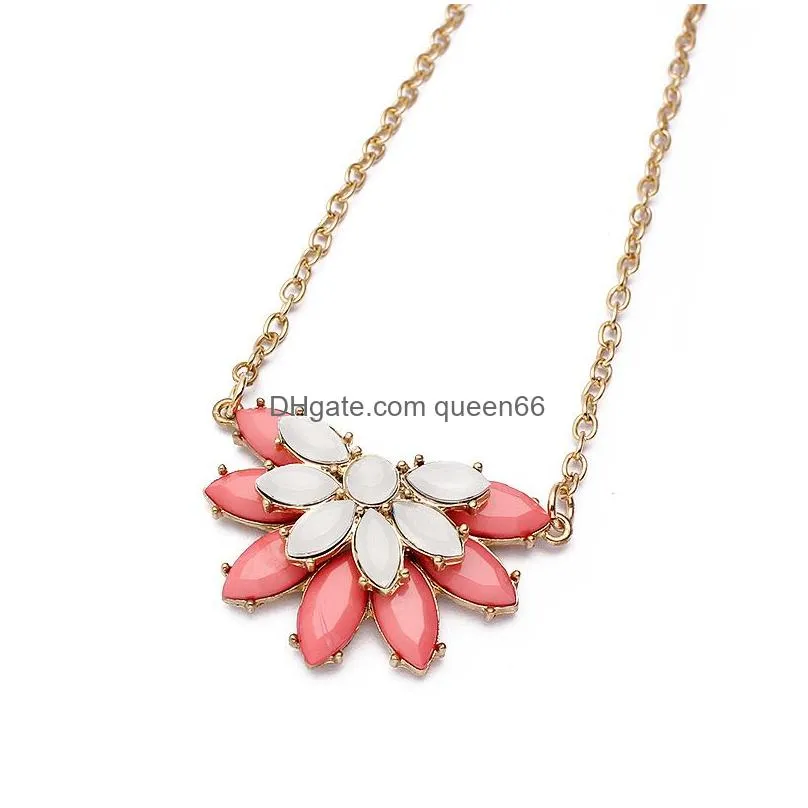 newest flower charms pendant statement necklaces for women gold chain resin pendant sweater necklace for daily holiday gifts 2017