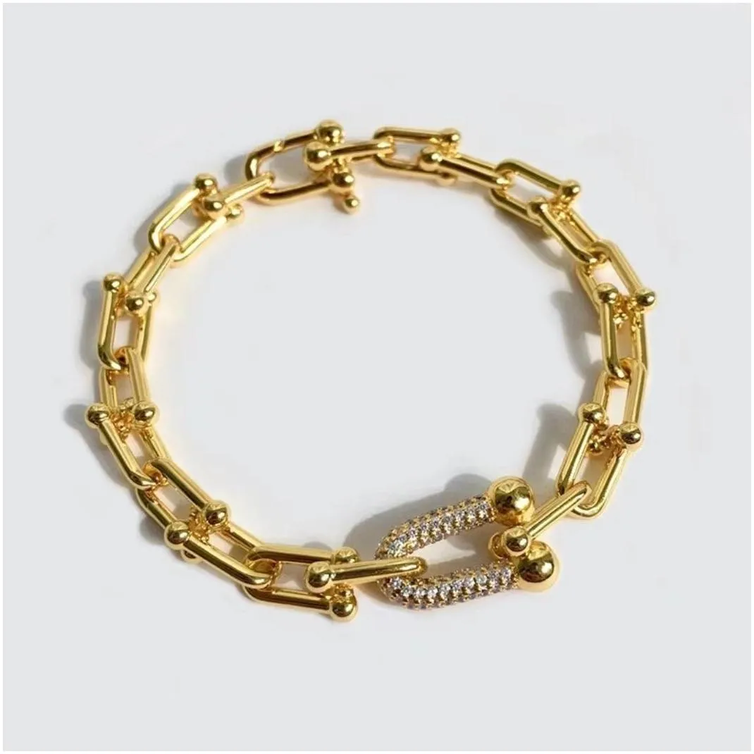 luxurys link designer bracelet women lucky link charm bracelets love trendy fashion shiny and eyecatching fine jewelry elegant temperament versatile