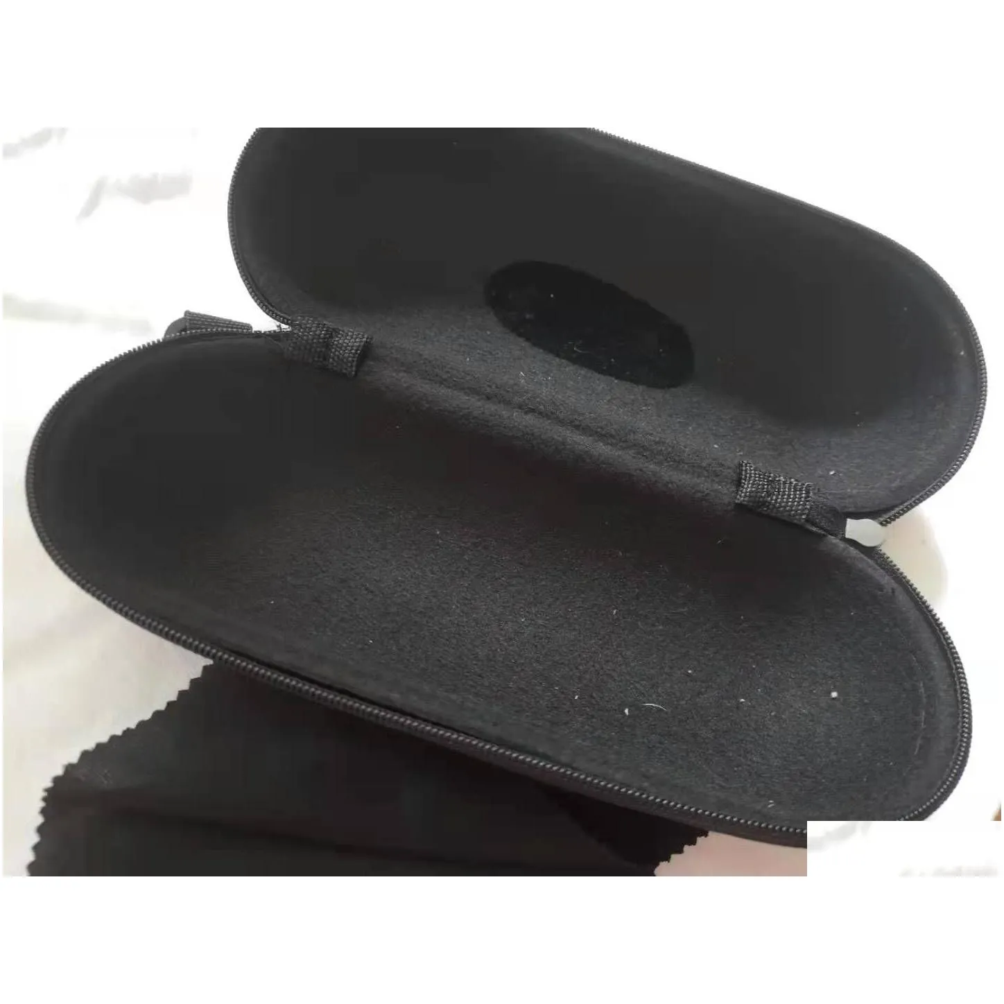 promotion black circle with cloth cover sunglasses case for women men glasses box with zipper eyewear cases eyewear accessories 10pcs