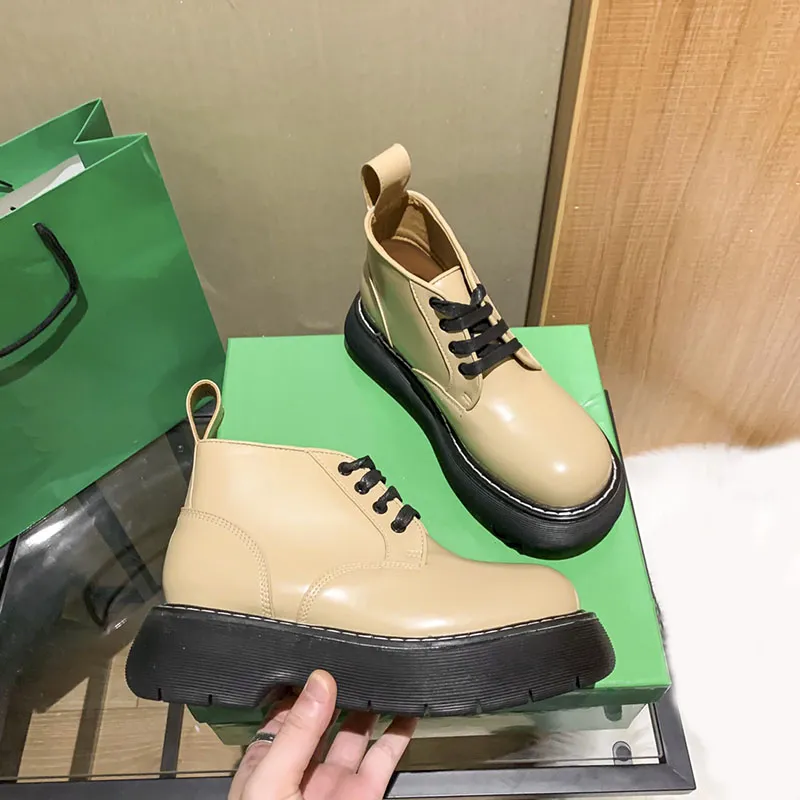 Designer boots thick bottom five holes Martin boots women men big head retro collision colour short boots increase high casual boots with box