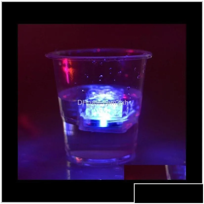 party decoration aoto colors mini romantic luminous artificial ice cube flash led light wedding christ