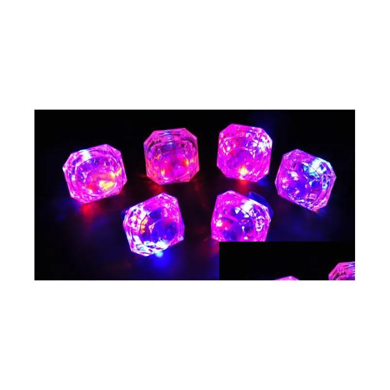 glowygems huge led ring - flashing diamond shape for party favors birthdays weddings more