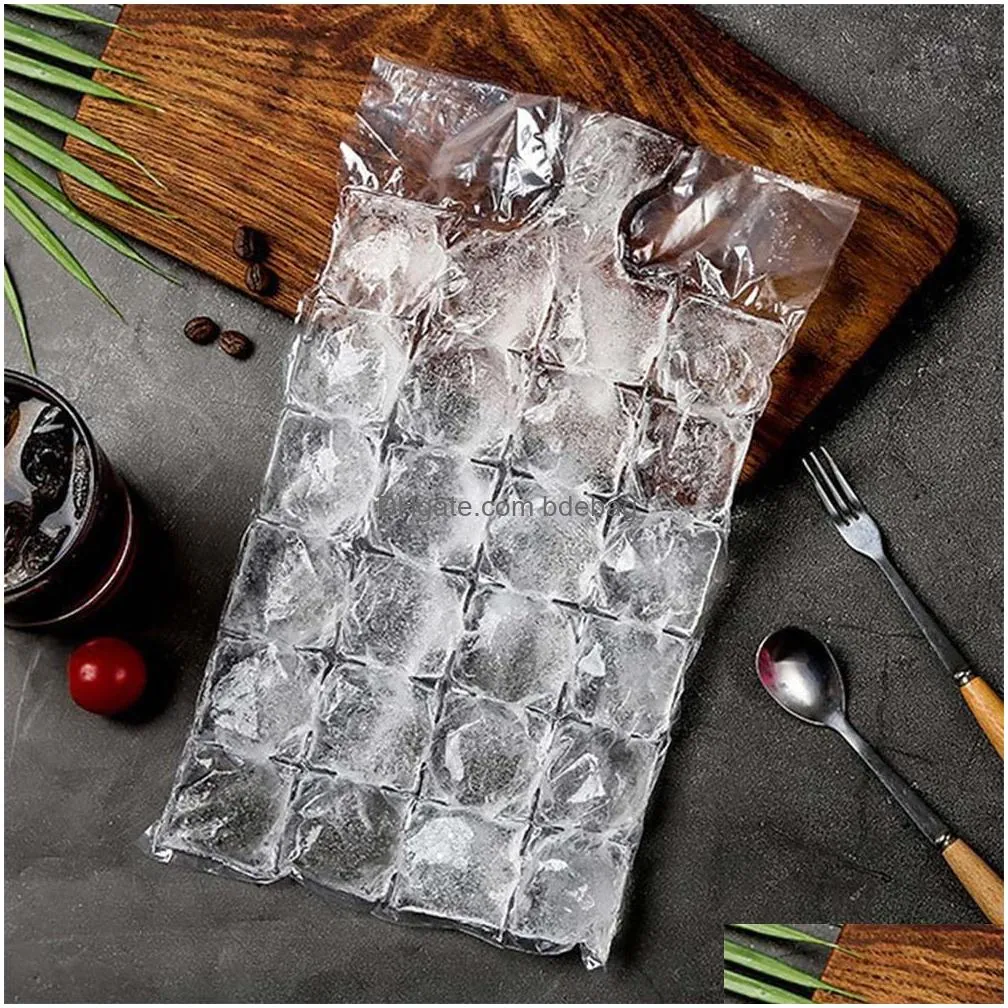 wholesale bar products disposable ice cube bags stackable easy release mold trays self-seal zing maker cold pack cooler bag for cocktail food wine