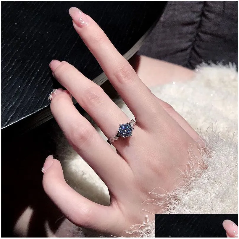 new silver inlaid blue crystal honeycomb diamond ring luxury sparkle ladies engagement wedding accessories