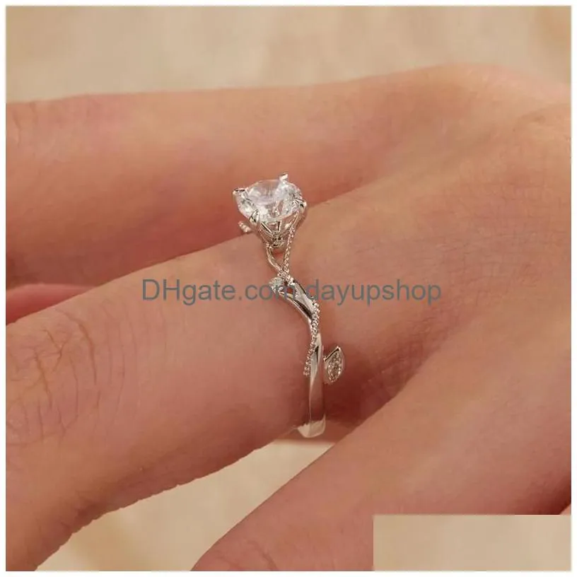 cluster rings 2022 trendy crystal engagement design for women white zircon cubic elegant female wedding jewelry