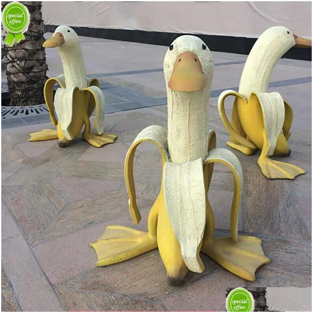  banana duck creative garden decor sculptures yard vintage gardening decor art whimsical peeled banana duck home statues crafts