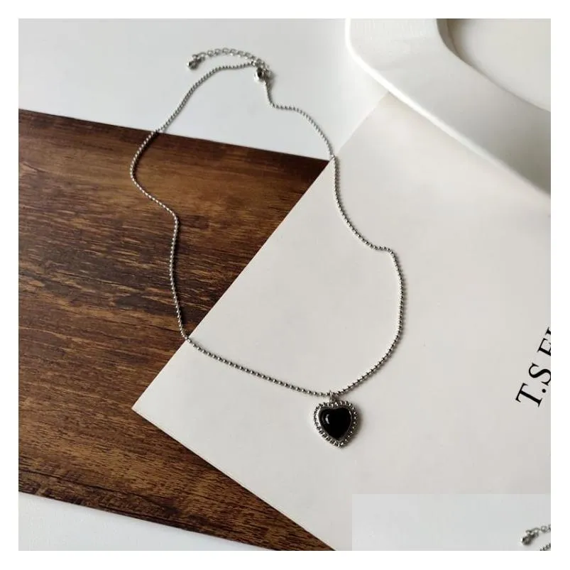 modern jewelry heart pendant necklaces 2021 new design vintage temperament chain necklace for women gifts