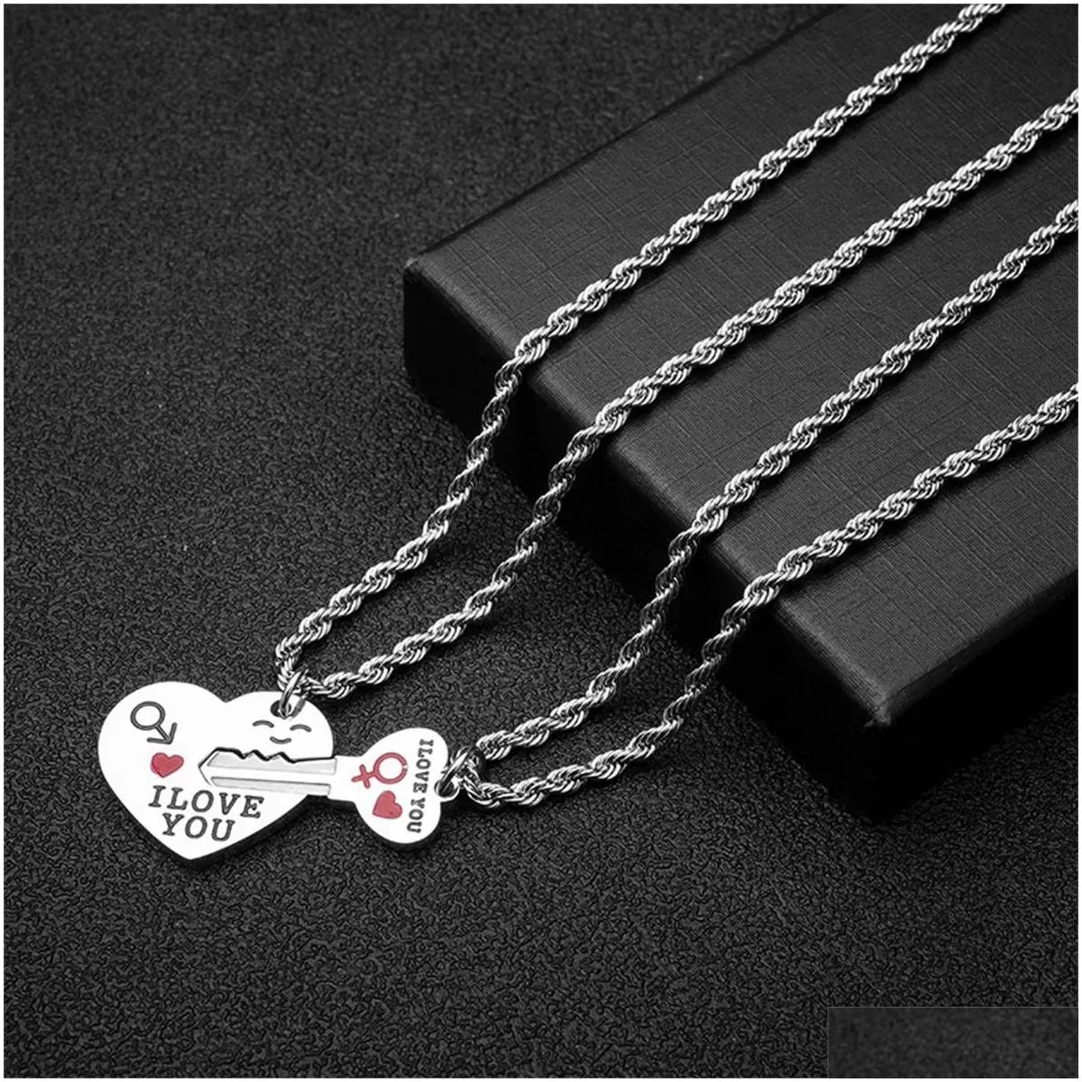 Hot Fashion Love Key Pendant Necklace Creative Couple Necklace Jewelry For Girlfriend Boyfriends