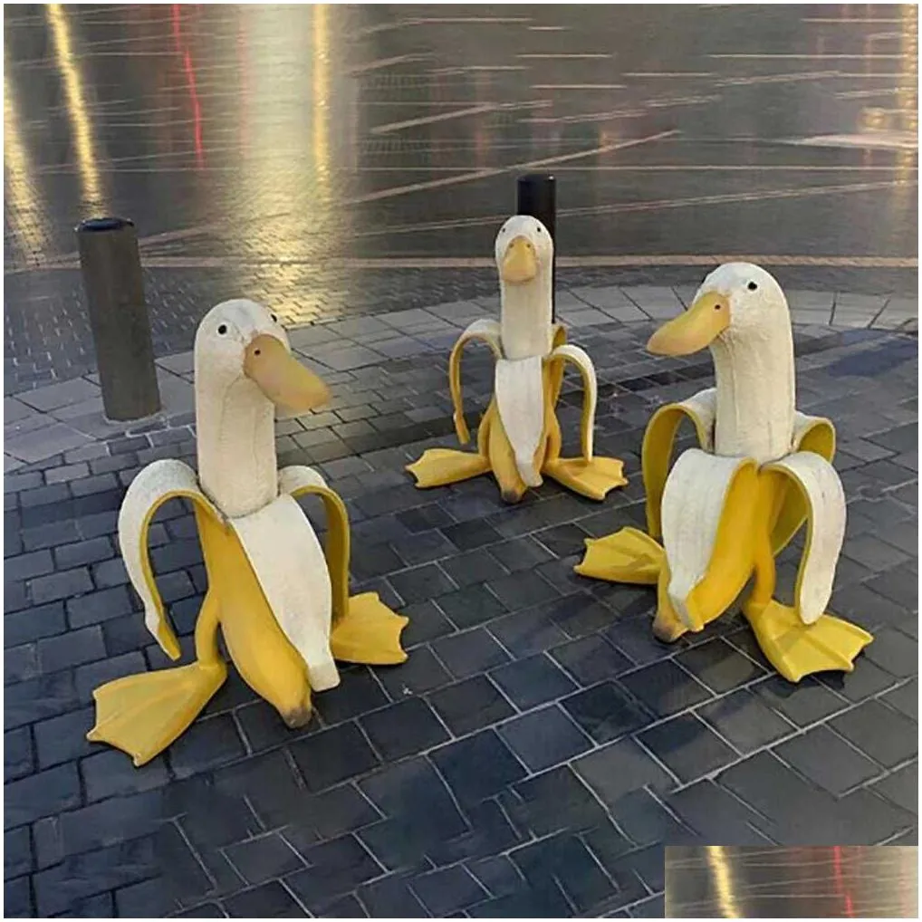  banana duck creative garden decor sculptures yard vintage gardening decor art whimsical peeled banana duck home statues crafts