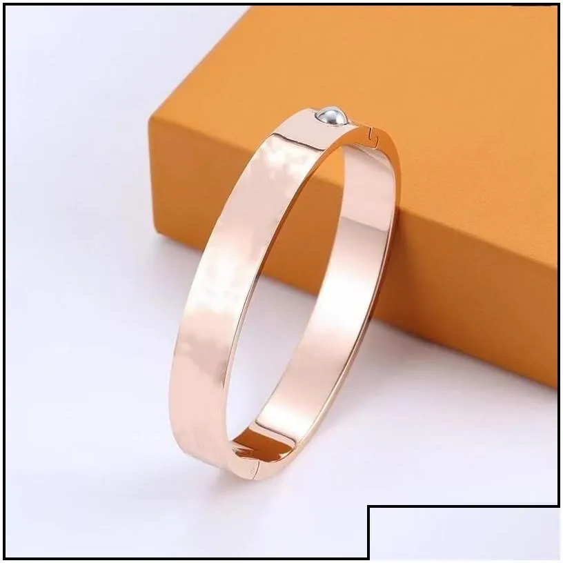 Bangle Gold Bracelet Designer Luxury Jewelry Fashion Women Men Screw Stainless Steel Friendship Charm Party Lovers Bangles Design 29