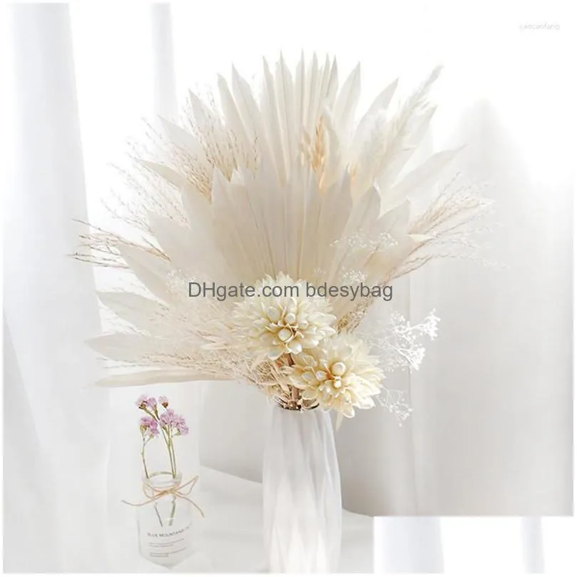 decorative flowers pampas grass palm leaves natural dried flower magnolia ball bouquet for mother`s day wedding party christmas