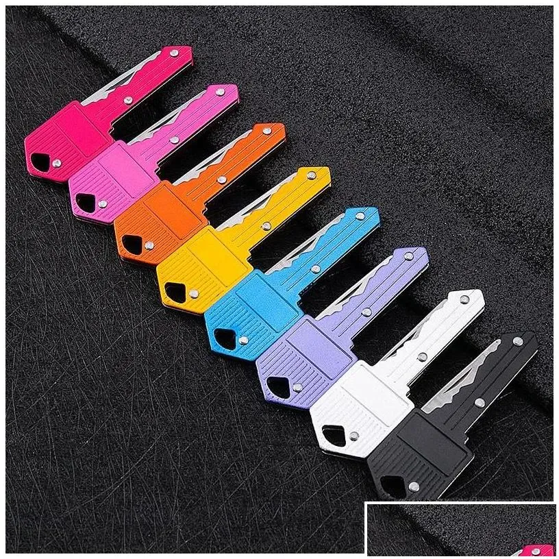 Keychains Lanyards Self Defense Designer Knife Keychain Mini Pocket Knives Stainless Folding Key Chain Outdoor Cam Hunting Tactica
