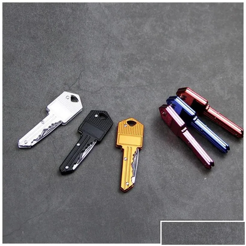 Keychains Lanyards Self Defense Designer Knife Keychain Mini Pocket Knives Stainless Folding Key Chain Outdoor Cam Hunting Tactica