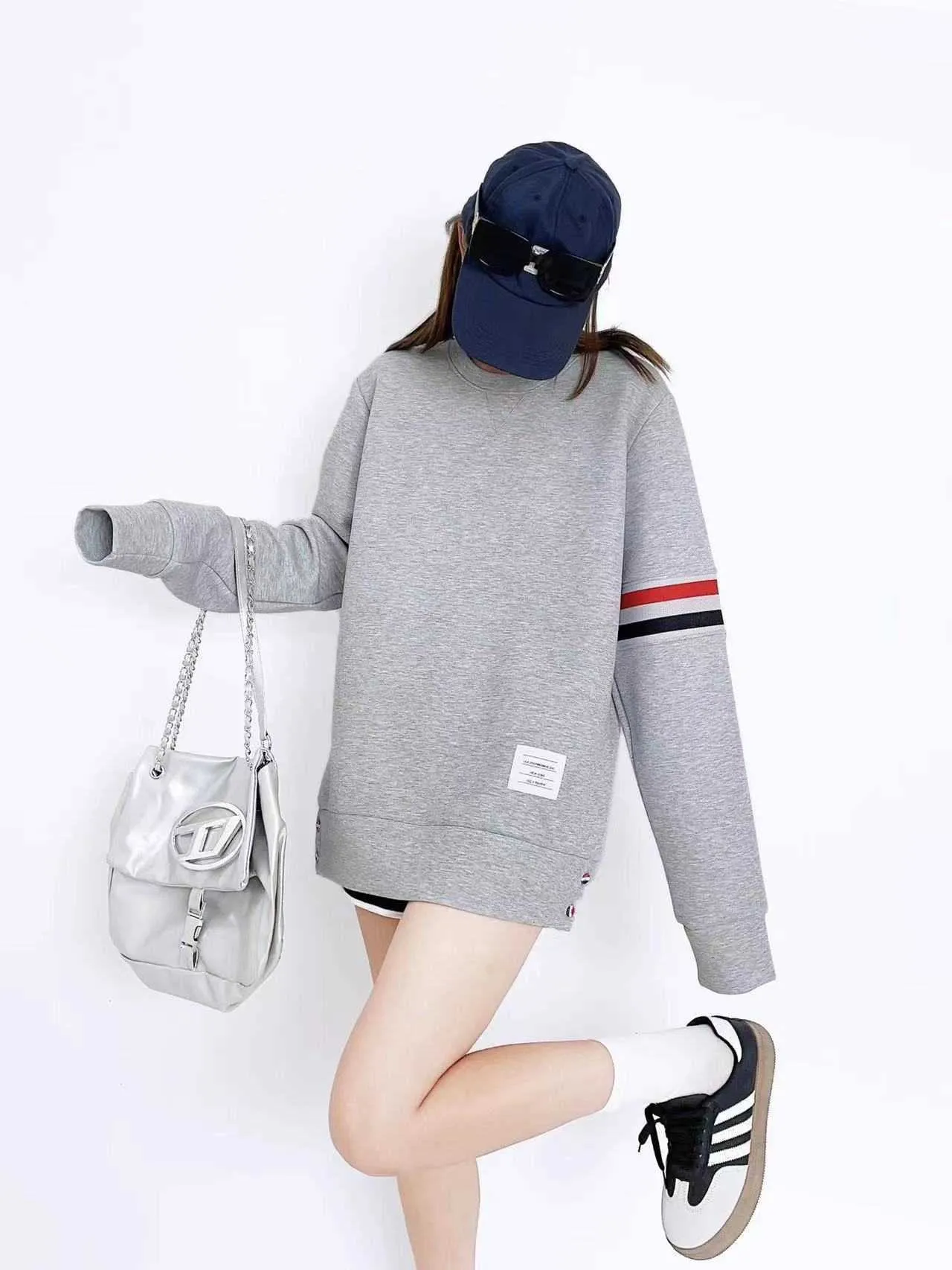 Trendy brand trendy round neck air layer red white and blue striped patchwork sweater for both men and women loose and fashionable