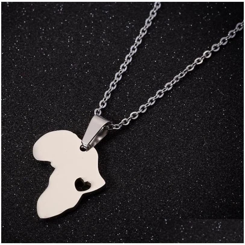 Pendant Necklaces Love Africa Map Pendant Necklace Hollow Heart With Sier Gold Chain For Women Men Fashion Jewelry Will And Jewelry Ne Dhcjn
