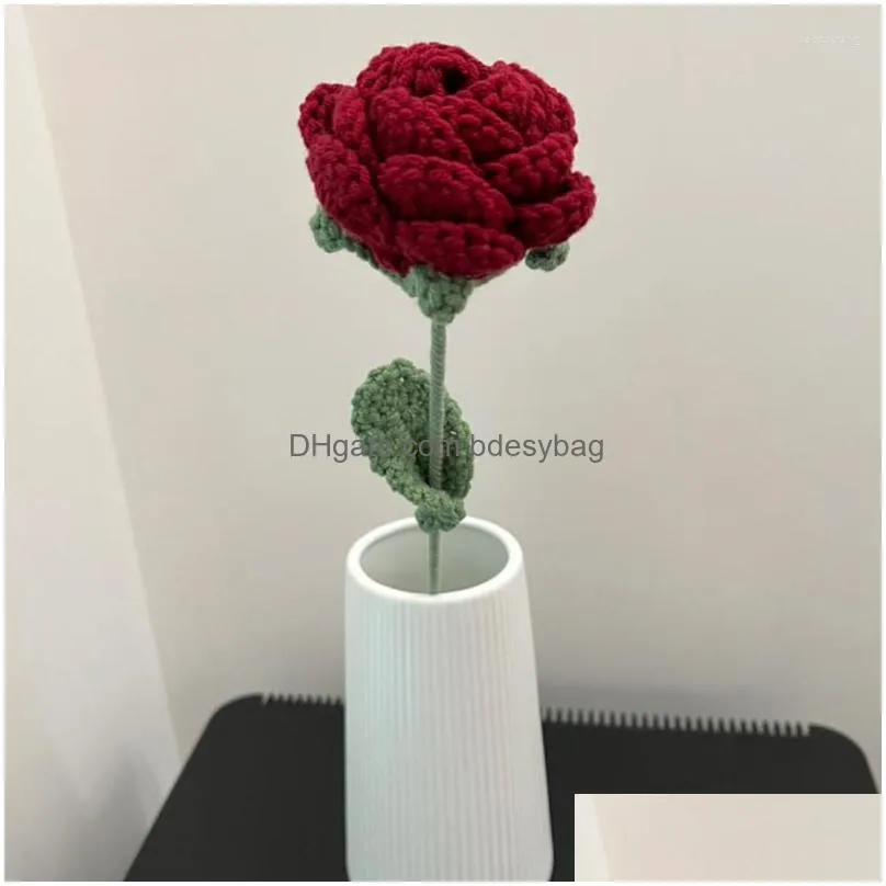 Decorative Flowers 1Pc Knitted Rose Flower Fake Bouquet Wedding Party Decoration Hand Knitting Cloghet Woven Home Table Dhpjh