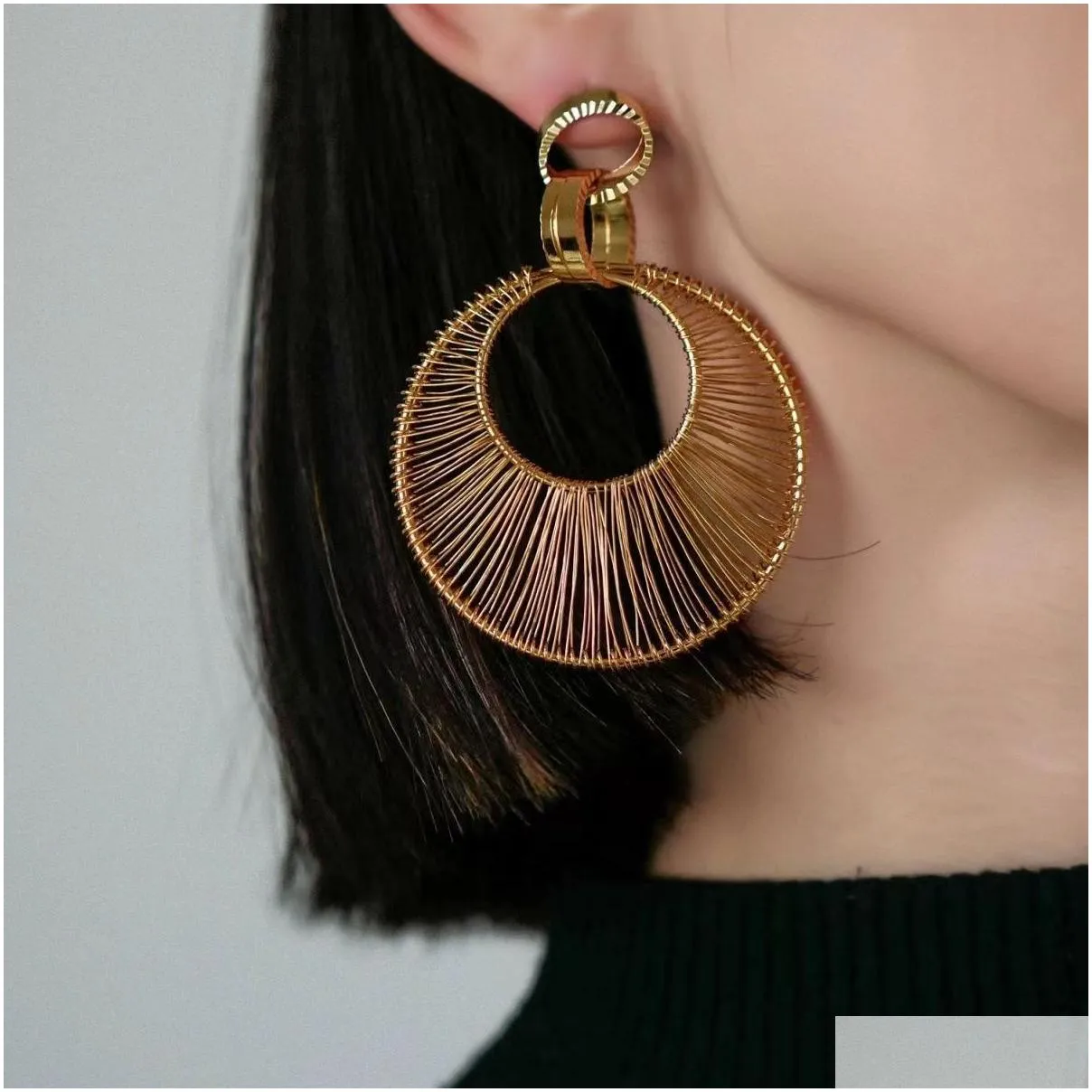 Charm European And American Hollow Circle Sier Needle Earrings With Exaggerated Personality Large Earring Accessories Jewelry Earrings Dhsif