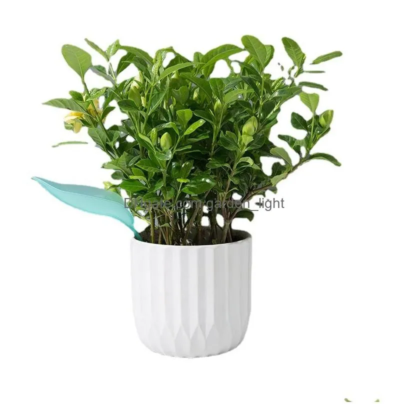 plant pot watering funnels leaf shape plant watering devices for indoor and outdoor plants flower waterer garden supplies