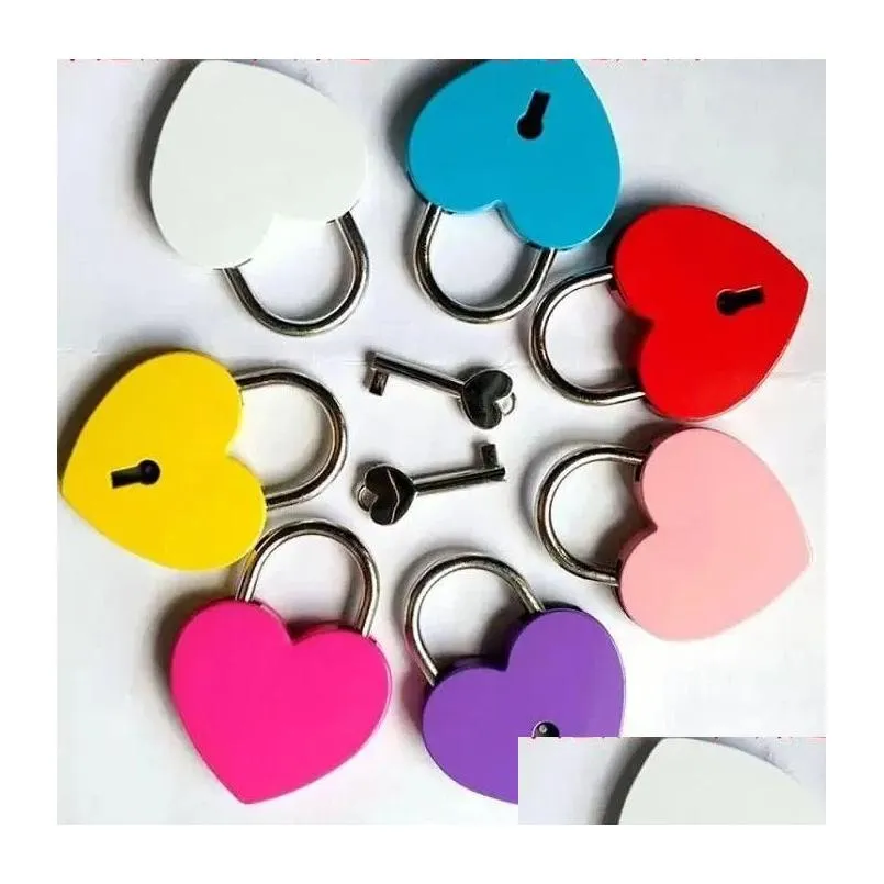 Door Locks Creative Alloy Heart Shape Keys Padlock Mini Archaize Concentric Locks Vintage Old Antique Door With Home Garden Building S Dhhrh