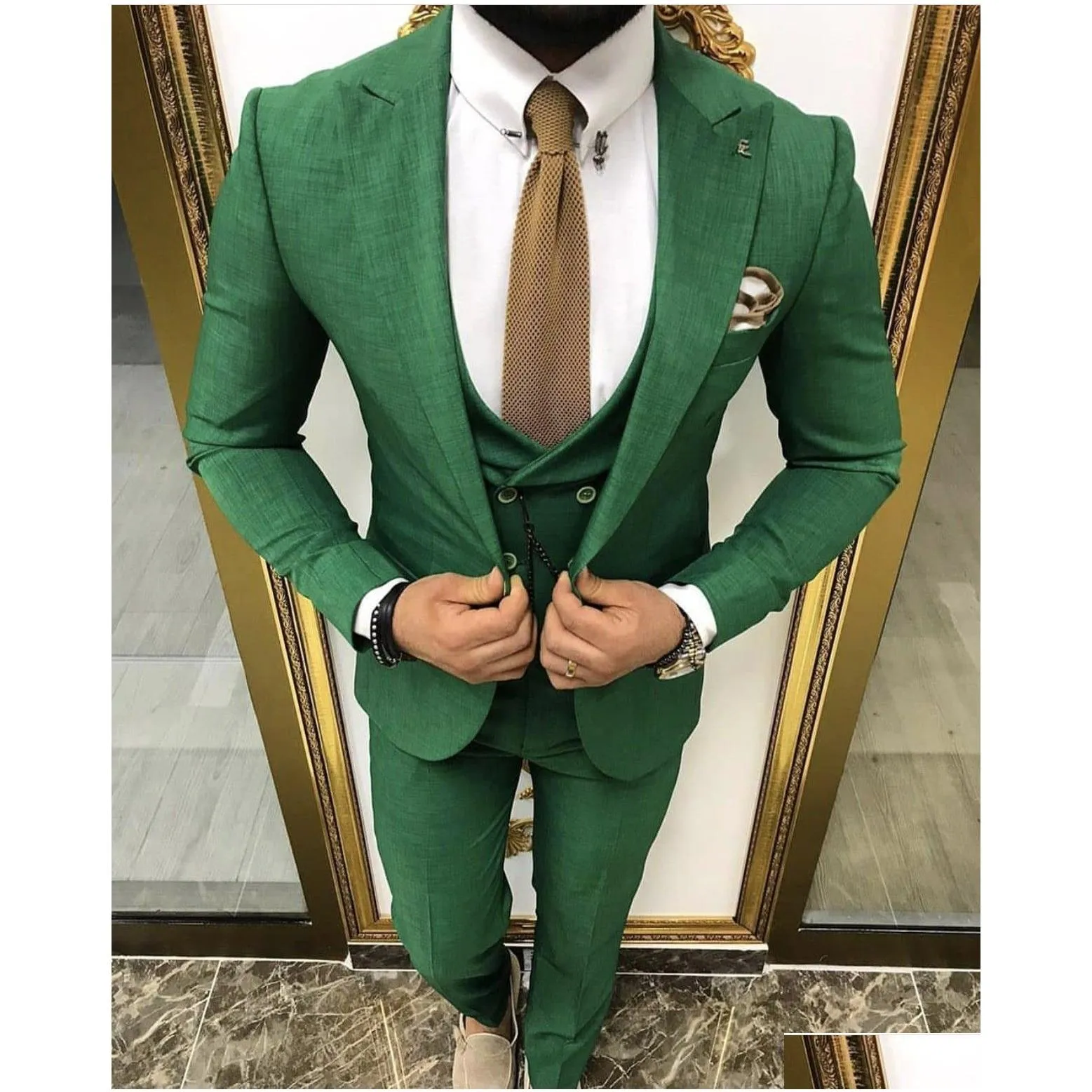 Wedding Tuxedos Green Groom Wear Wedding Tuxedos Slim Fit Groomsmen Peak Lapel Business Suits Prom Party 3 Pieces Set Jacket Pants Tie Ot4It