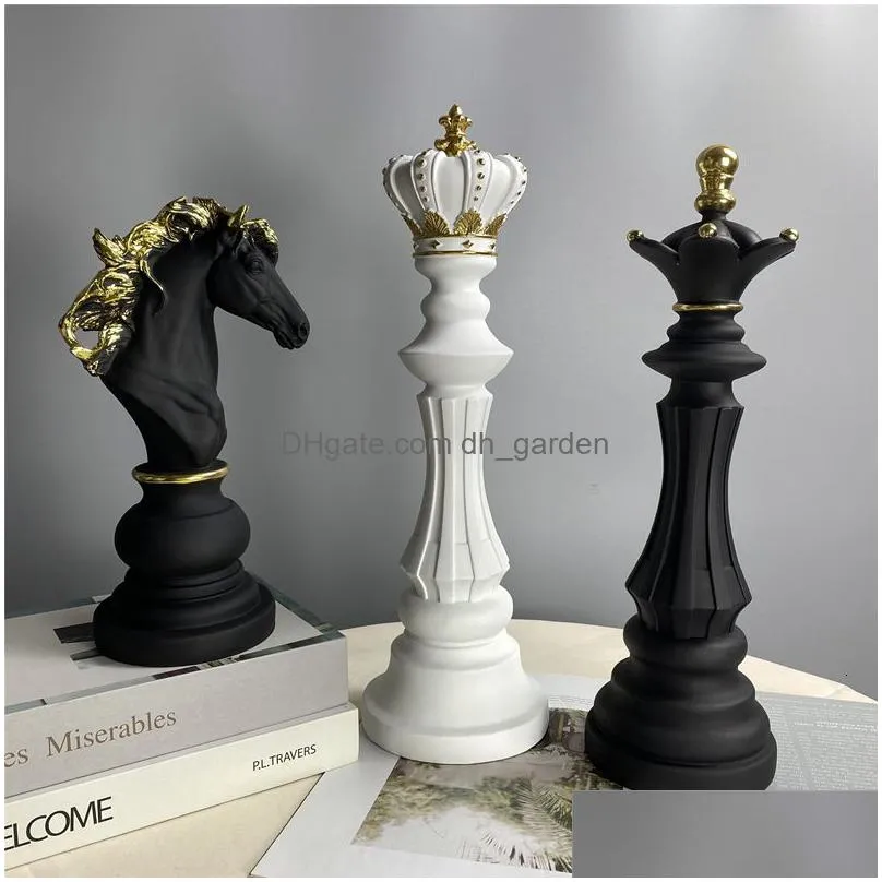 Decorative Objects & Figurines Decorative Objects Figurines Northeuins 3 Pcs/Set Resin International Chess Figurine Modern I Dhgarden Dhj0T