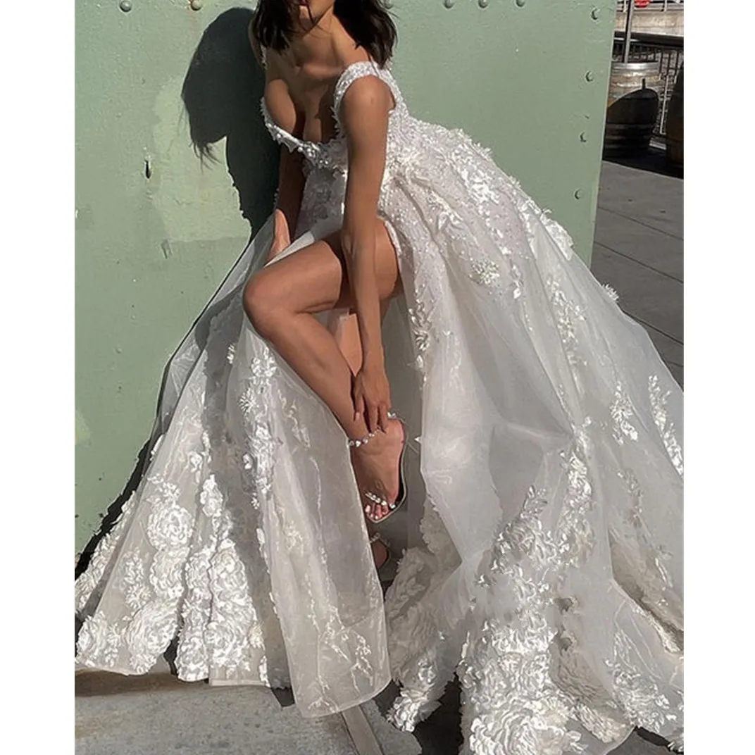 Princess Boho Wedding Dress Women Gorgeous Sleeveless Lace Appliques Pleats A-Line Bridal Gown Sweep Train