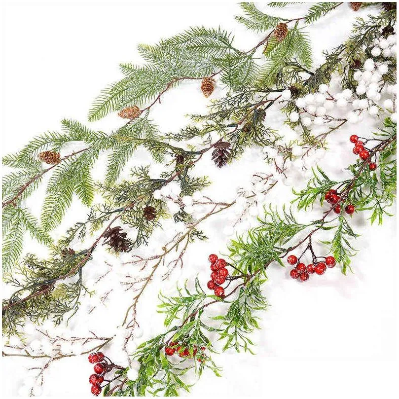 Christmas Decorations 1.5M Garland Artificial Pine Needle Berry Vine Xmas Fireplace Decor For Year Wreath Fake Plant Drop Delivery H Dhdqf