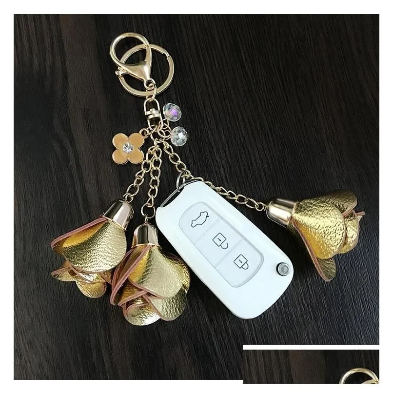 Keychains DHL 50pcs 18colors Charm Leather Rose Flower Key Chains Tassel Women Keychain Bag Purse Pendant JewelryKeychains