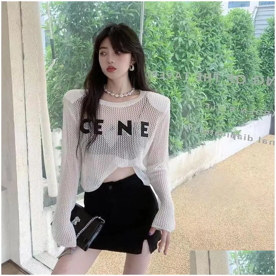 2023letter-printed hollowed-out t-shirt for womens summer design sense small crowd loose short long-sleeved sunscreen shirt top