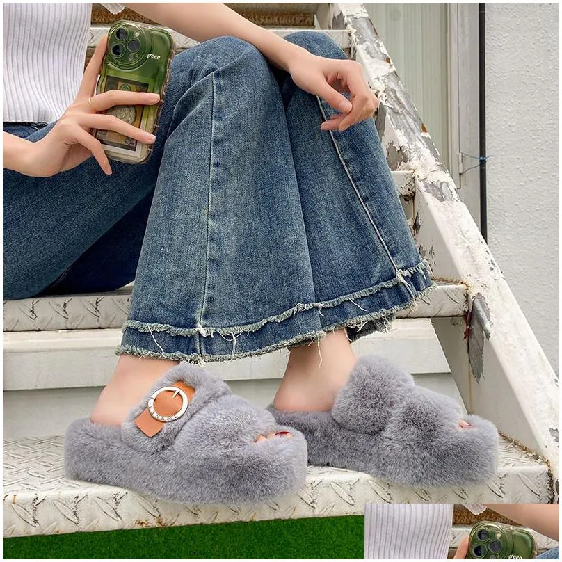 2023 Autumn And Winter New Thick Bottom Square Head With Veet Belt Buckle Comfortable Casual Fashion Fluffy Slippers Otlaz