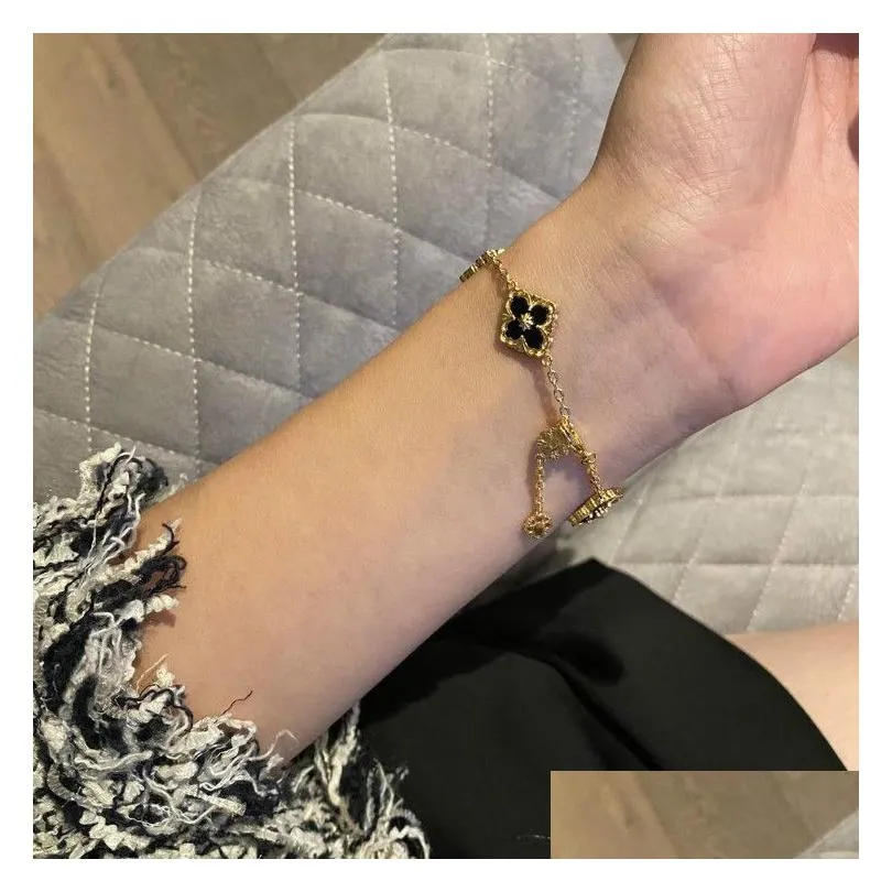 Other Accessories Bangle Ins Gold Plated High-Grade Four-Leaf Clover Ladies Bracelet Female Diamond White Fritillary Five-Flower Jewel Dh3Bn