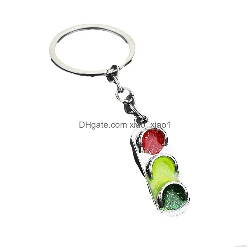 party favor traffic light keychain alloy car key ring metal bag pendant creative birthday wedding partygifts q442