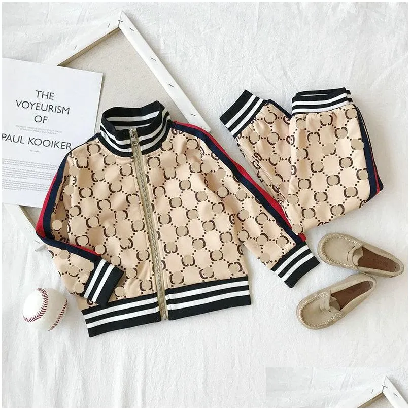 Kids Clothing Sets Boys Girls Tracksuits Suit Letters Print 2pcs Designer Jacket Pant Suits Chidlren Casual Sport Clothes 90-140 2