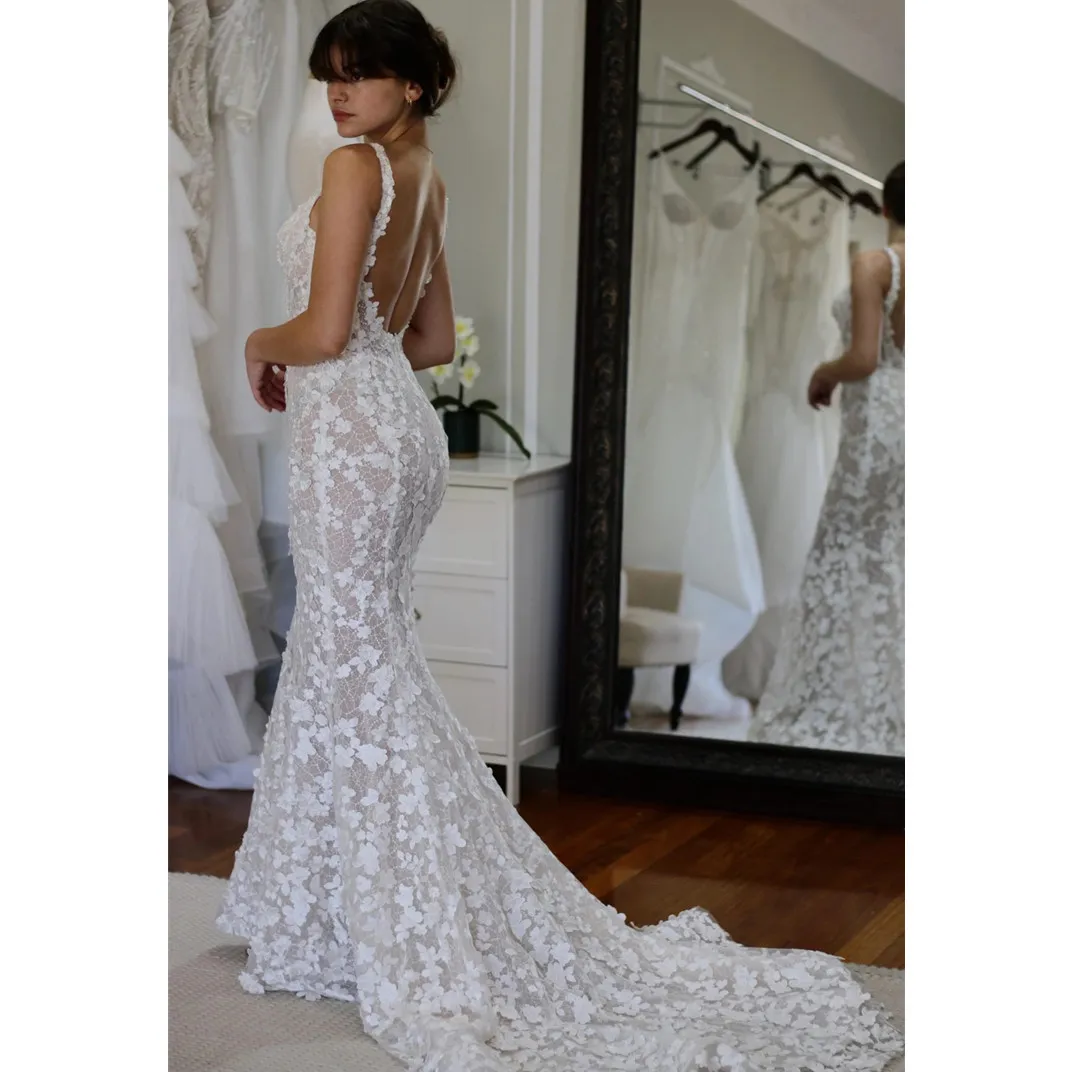 Newest Bohemian Mermaid Wedding Dresses V Neck Sleeveless Tulle Lace Crystal Tiers Wedding Gowns Sweep Train robe de