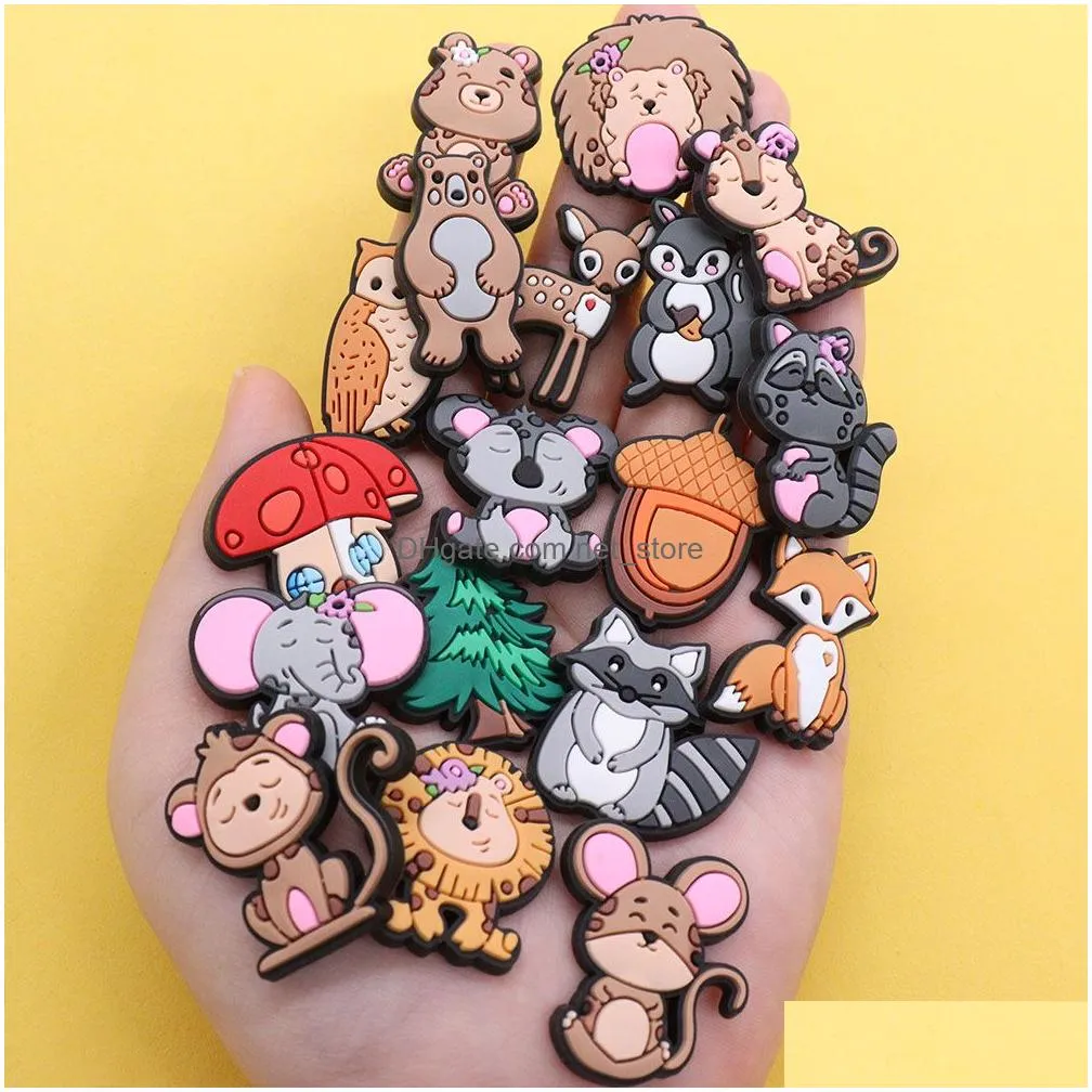 wholesale 100pcs pvc animal  tiger elephant bear raccoon monkey tree mouse garden shoe charms buckle decorations for fashion button clog