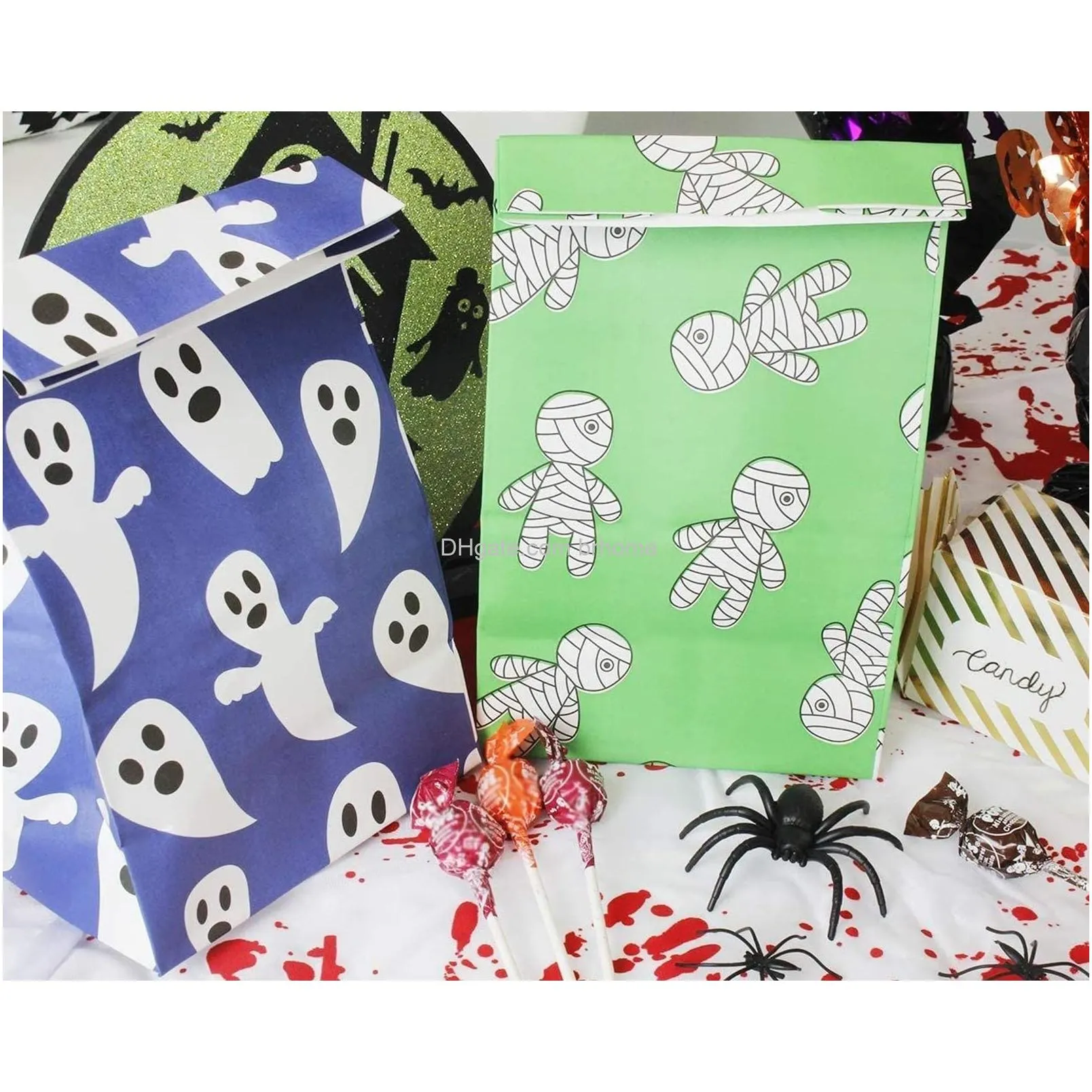 halloween party treat paper bags 6 designs 5.1 x 8.75 x 3.25 inches