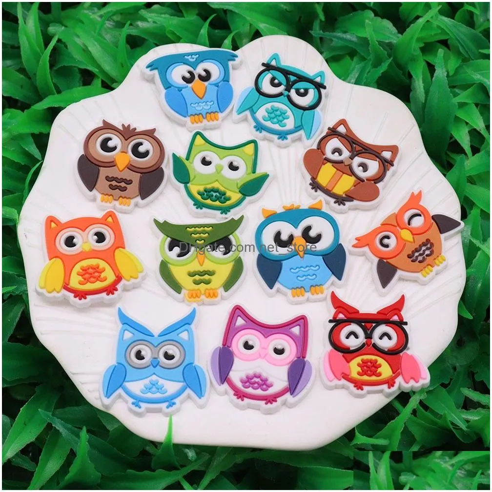 wholesale 100pcs pvc cartoon colorful owl bird sandals shoe charms fit wristbands ornament accessories decoration