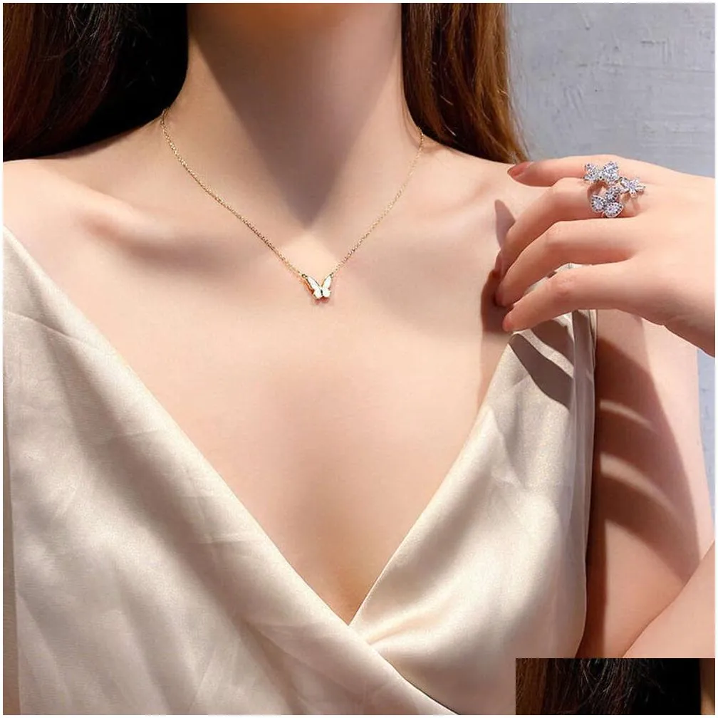 Other Necklace Butterfly Fashion Metal Korean Clavicle Chain Women Sier Accessories Jewelry Necklaces Pendants Otxag