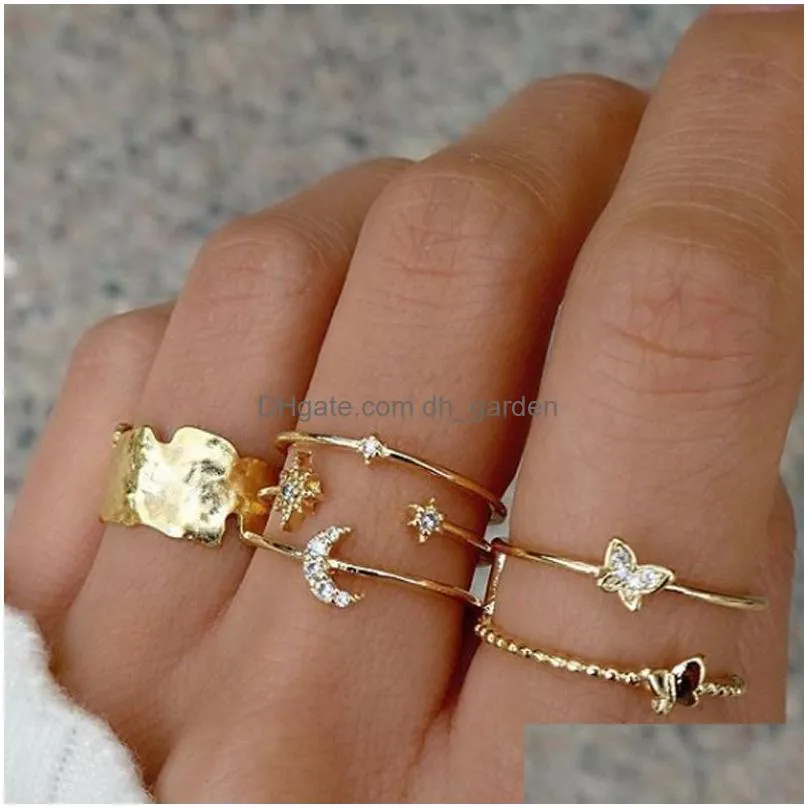 Bohemian Gold Chain Rings Set for Women Fashion Boho Coin Snake Moon Star Rings