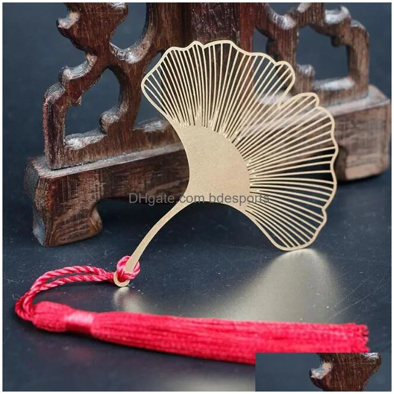 Vintage Chinese Style Golden Metal Hollow Lotus Maple Gingko Tassel Bookmark Wedding Party Favors and Gifts ZC0793