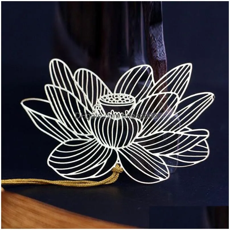 Vintage Chinese Style Golden Metal Hollow Lotus Maple Gingko Tassel Bookmark Wedding Party Favors and Gifts ZC0793