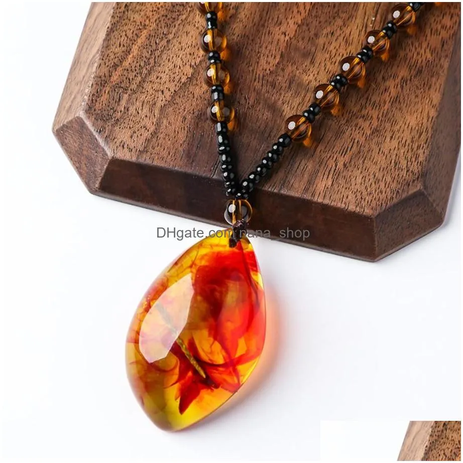 Vintage Amber Fossil Necklace Water Drop Insect Pendant Rope Chain Hip Hop Necklaces for Men Insect Jewelry Party Anniversary Gift